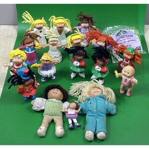 Large Lot of Cabbage Patch Kids Dolls 80's & 90's McDonalds and Others